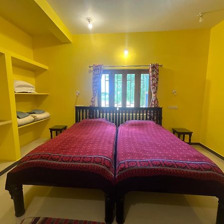 Sharad Baug Homestay Bhuj Exterior photo