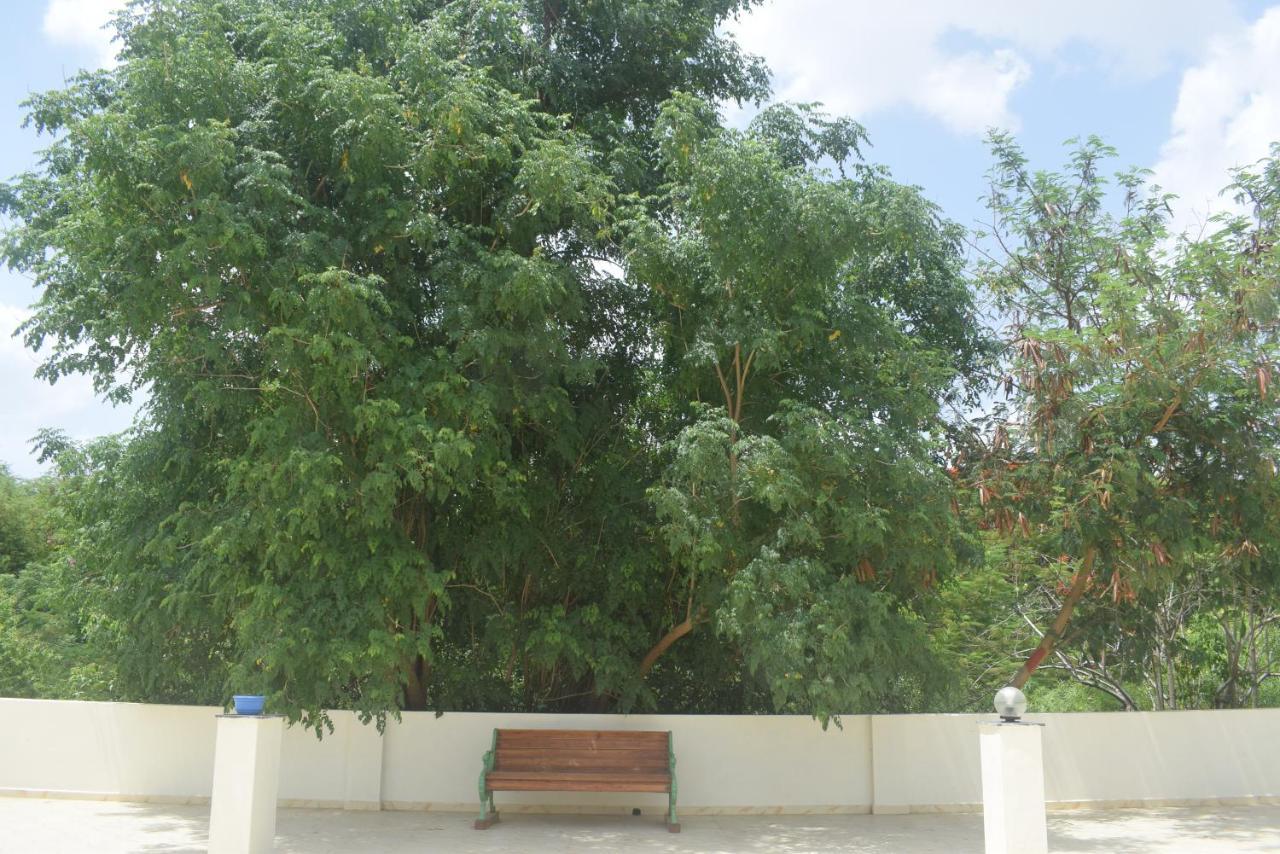 Sharad Baug Homestay Bhuj Exterior photo