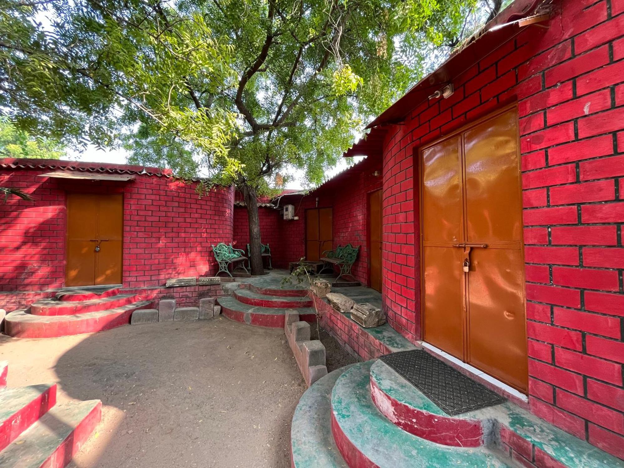 Sharad Baug Homestay Bhuj Exterior photo