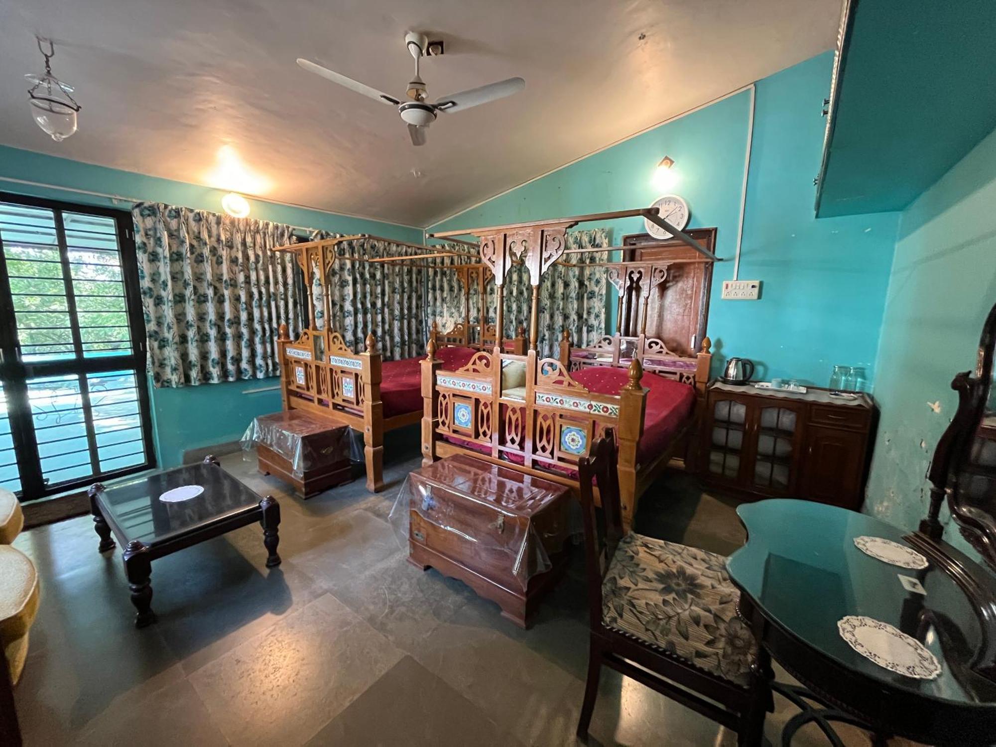 Sharad Baug Homestay Bhuj Exterior photo