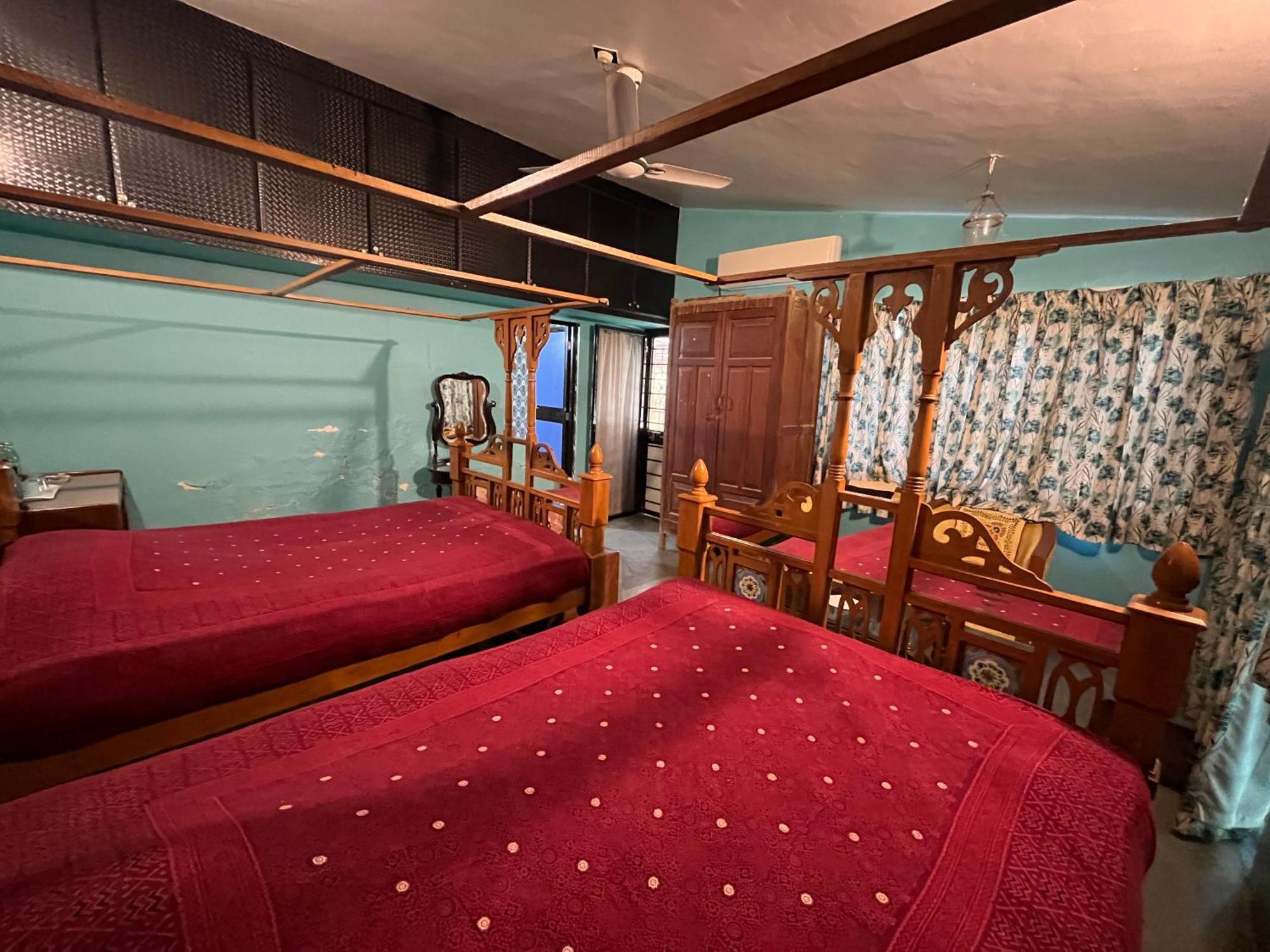Sharad Baug Homestay Bhuj Exterior photo