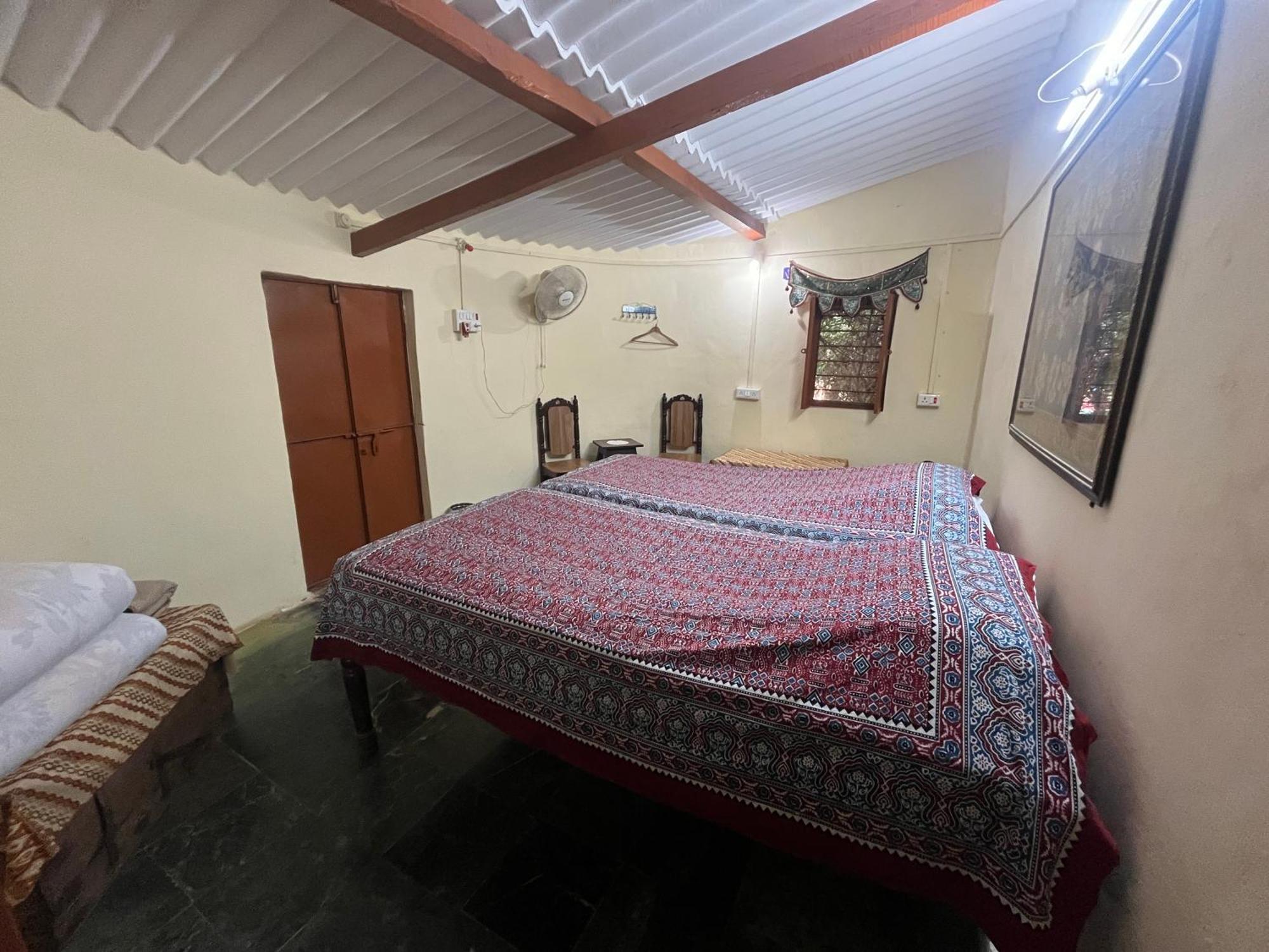 Sharad Baug Homestay Bhuj Exterior photo
