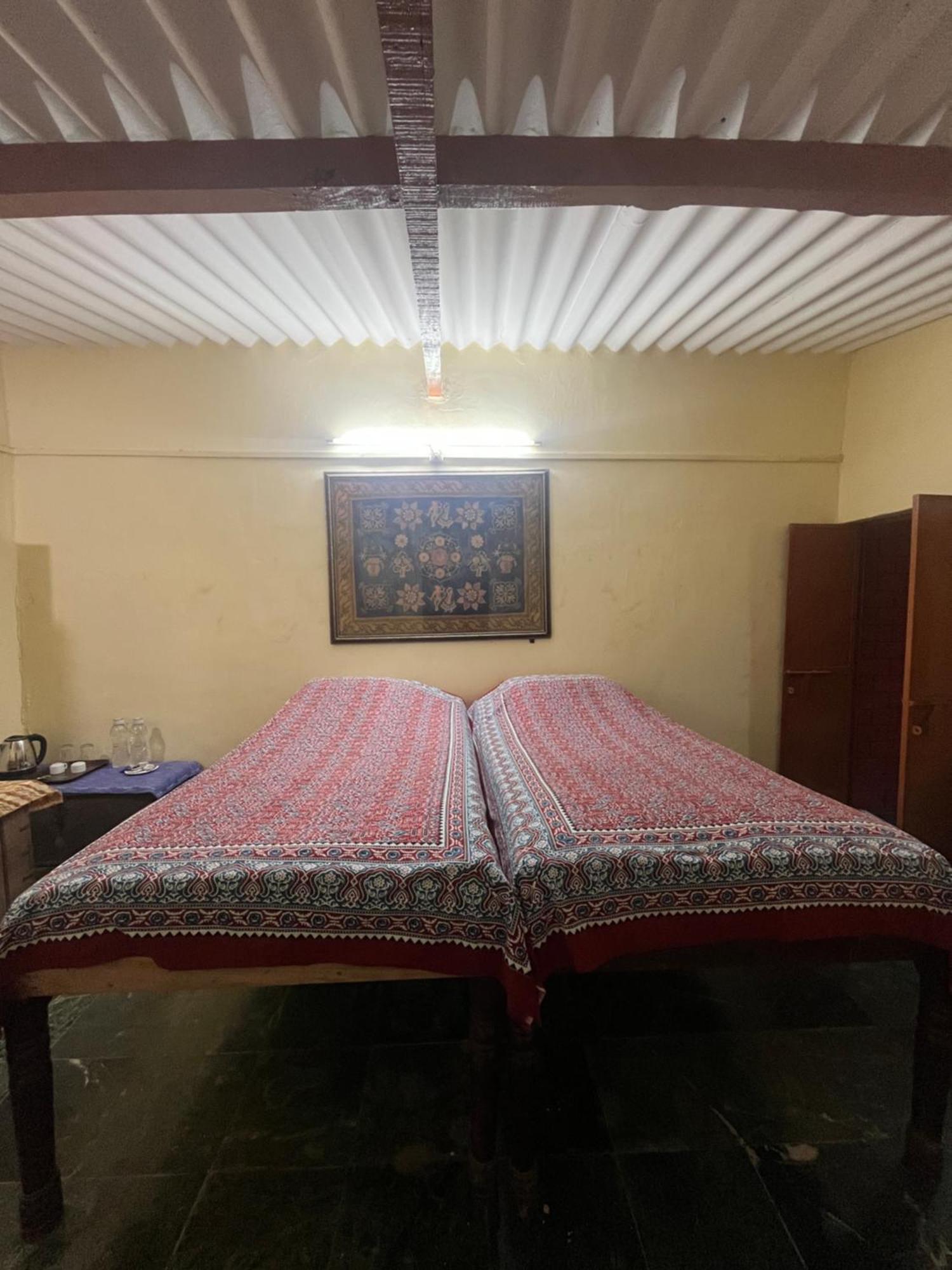 Sharad Baug Homestay Bhuj Exterior photo